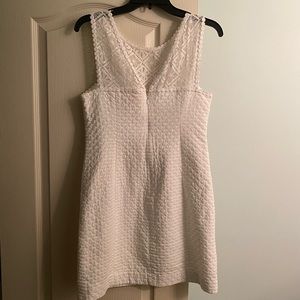 Lilly Pulitzer Dresses - Worn once! Lilly Pulitzer White Dress Lilly Pulitzer Dresses - Worn once! Lilly Pulitzer White Dress